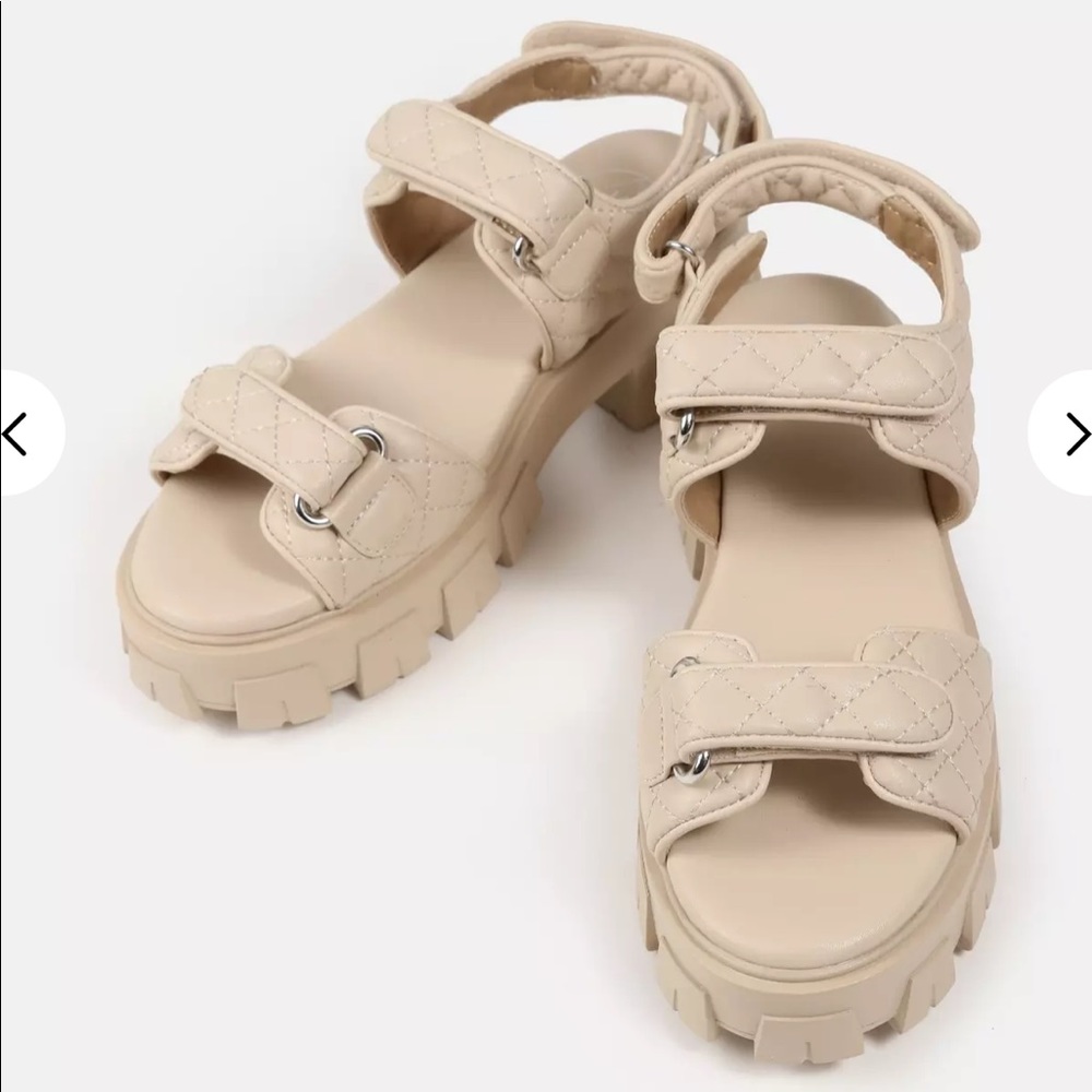 Missguided Chunky Quilt Sandals 👡🚨Must Sell by Sunday!